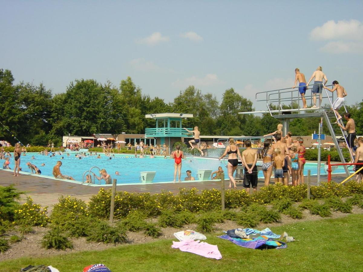 Vakantiepark Bosmeer Friesland Noordwolde  Exterior photo